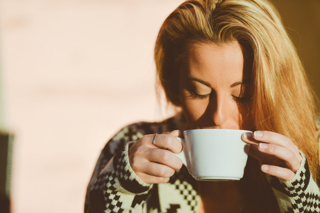 madame boit son infusion de cacao onaturo préférée
